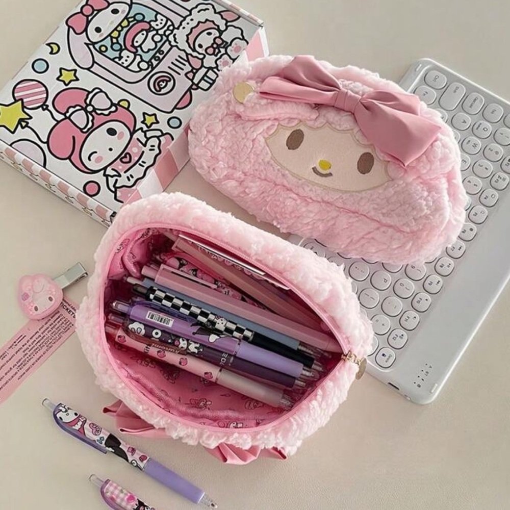 FREE W/ $20+ PURCHASE 🤍 sanrio my sweet piano & my melody zip makeup bag - Picture 3 of 7